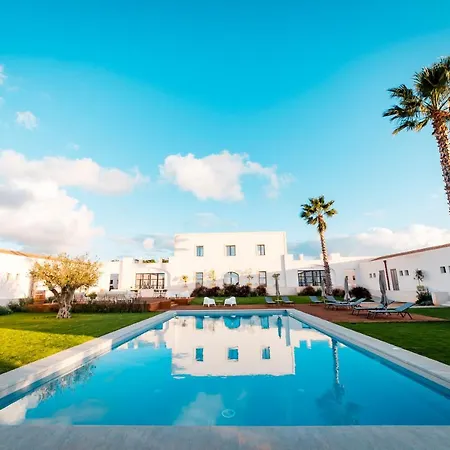 Hotel Baglio Custera 3*